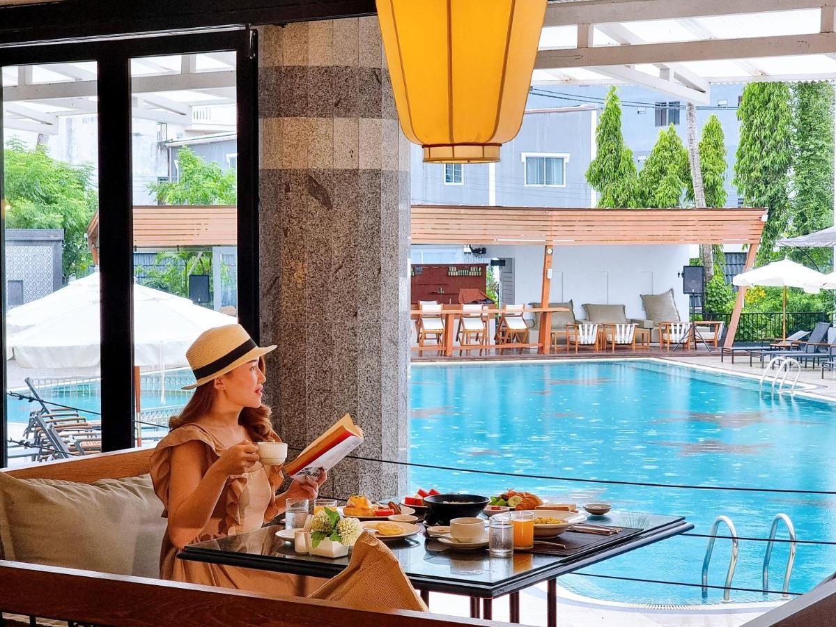 Sawaddi Patong Resort & Spa By Tolani - Sha Extra Plus Екстер'єр фото