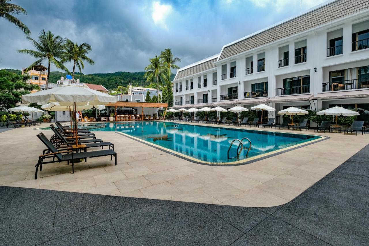 Sawaddi Patong Resort & Spa By Tolani - Sha Extra Plus Екстер'єр фото
