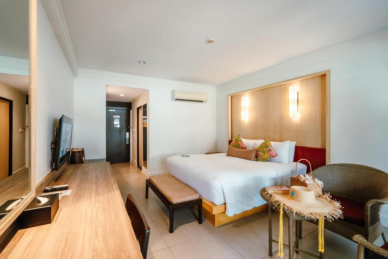 Sawaddi Patong Resort & Spa By Tolani - Sha Extra Plus Екстер'єр фото