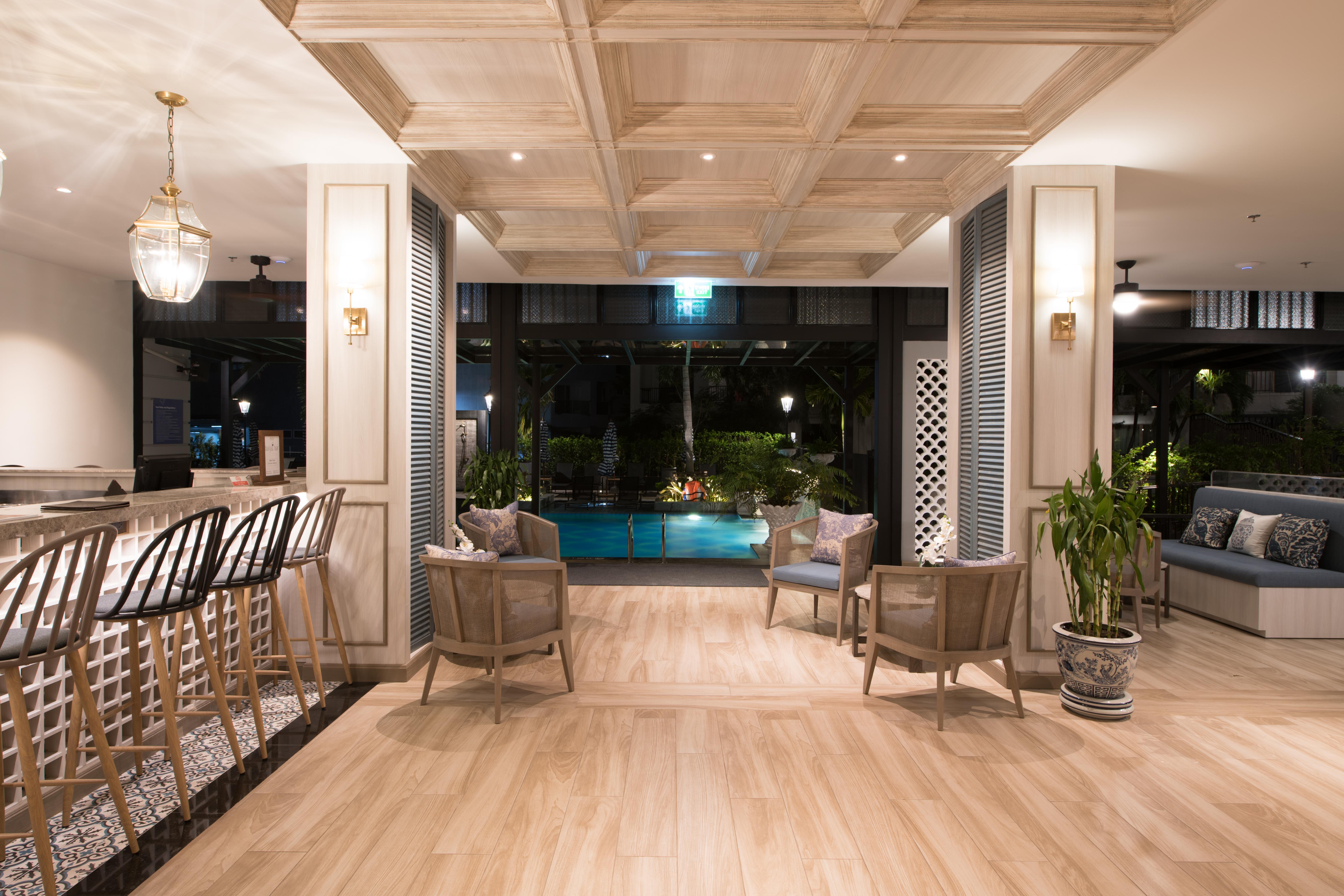 Sawaddi Patong Resort & Spa By Tolani - Sha Extra Plus Екстер'єр фото